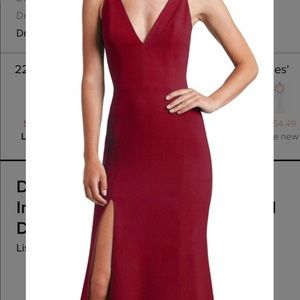 Dress the population burgundy Iris slit crepe gown